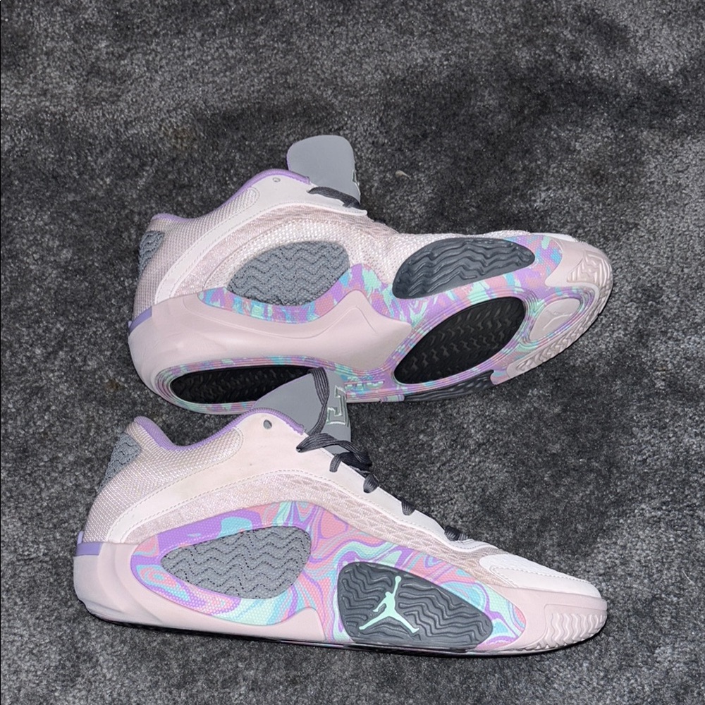 Air Jordan Pastel Athletic sneakers